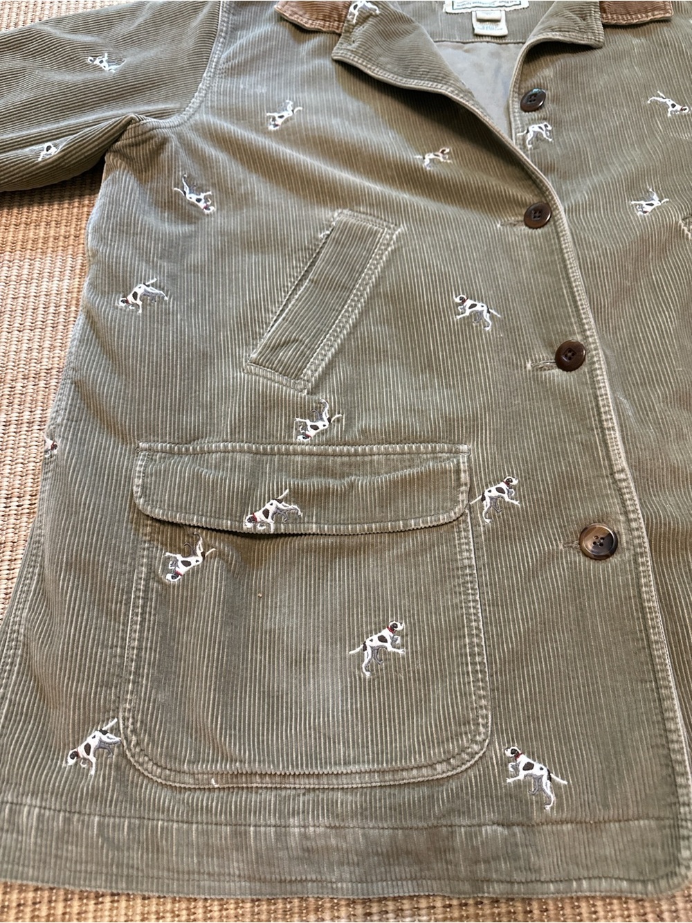 90’s L.L.Bean Vintage Embroidered Pointer Dog Corduroy Chore Jacket - Size 3X - Picture 2 of 5